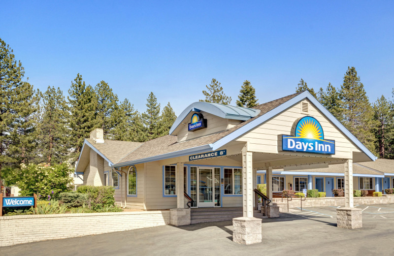 Exterior view of Days Inn by Wyndham South Lake Tahoe.