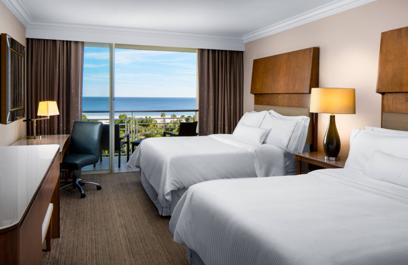 Guest room at The Westin Hilton Head Island Resort