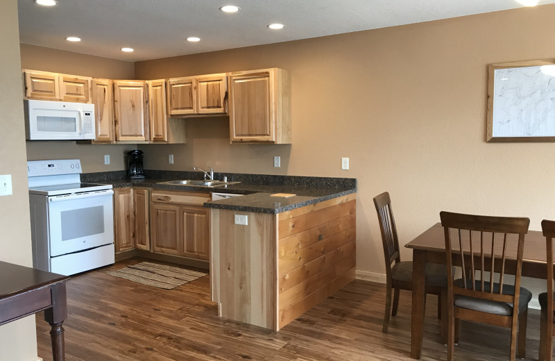 Cabin kitchen at Bonnie Beach Resort.