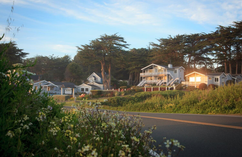 Exterior view of Sea Rock Inn.