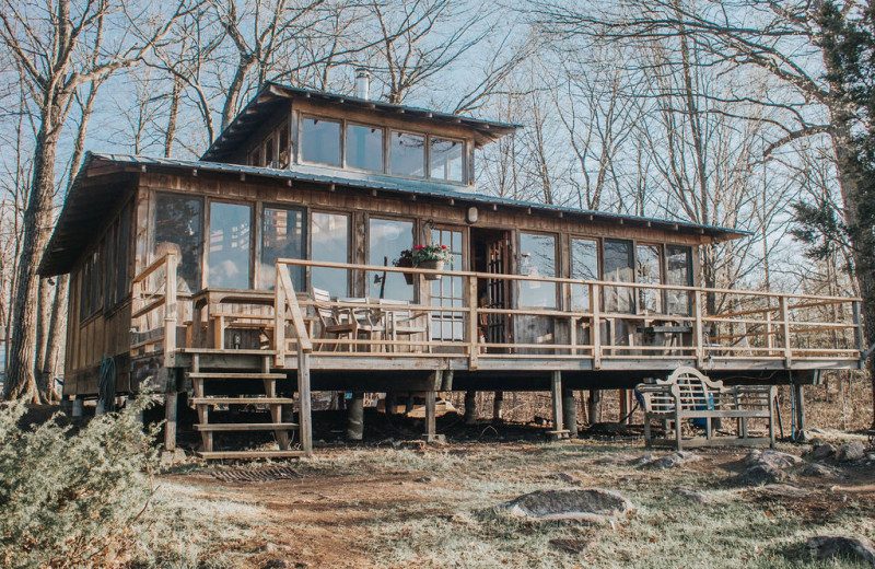 Cottage exterior at Bobs Lake Cottages.