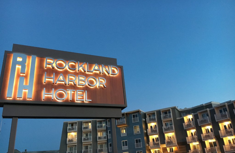 Exterior view of Rockland Harbor Hotel.