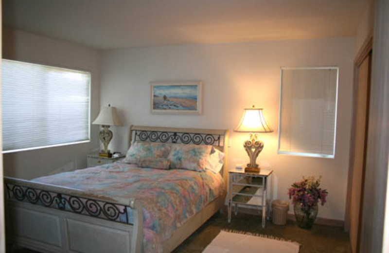 Rental bedroom at Yaquina Bay Property Management Inc.
