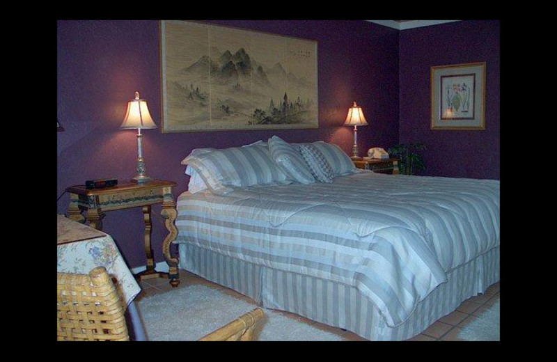 Guest room at Wisteria Inn.