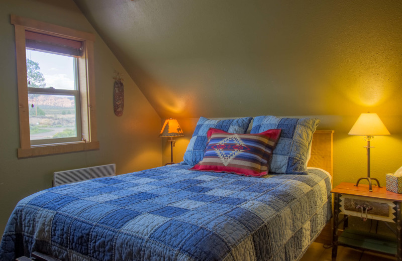 Guest bedroom at Cottonwood Meadow Lodge.