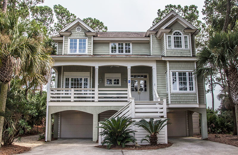 Rental exterior at Fripp Island Golf & Beach Resort.