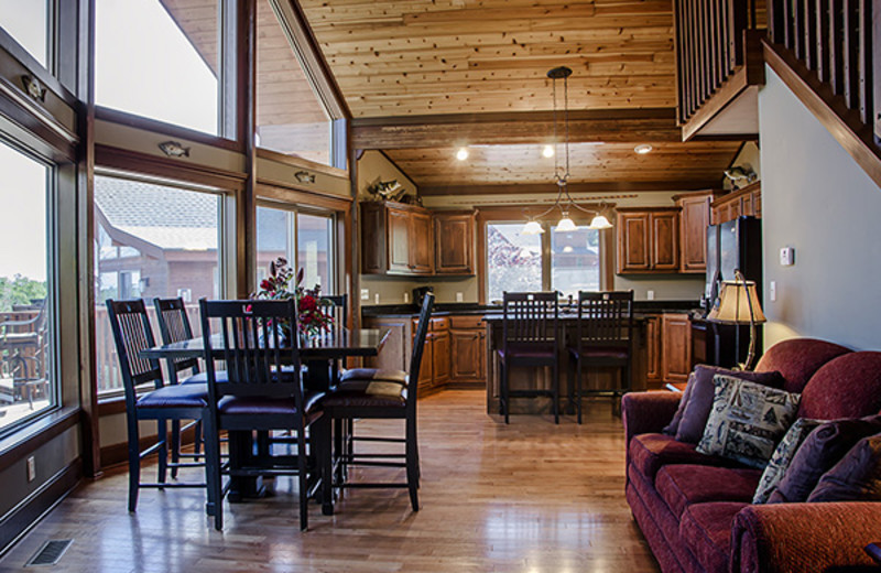 Rental kitchen and dining at Branson Vacation Houses.