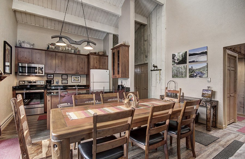 Rental kitchen at Majestic Lodging.