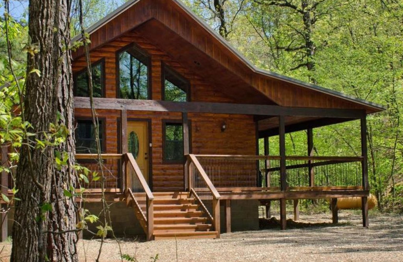 Rental cabin exterior at Lake Mountain Cabins.