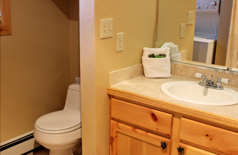 Condo bathroom at Bear Creek Vacation Condos.