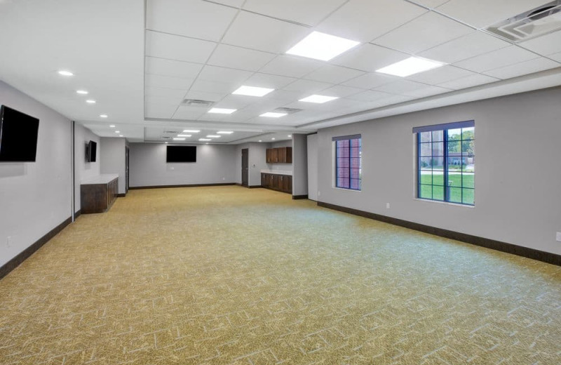 Meetings room at Staybridge Suites - Benton Harbor.