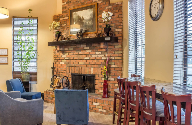 Lobby at Quality Inn Pinetop Lakeside.