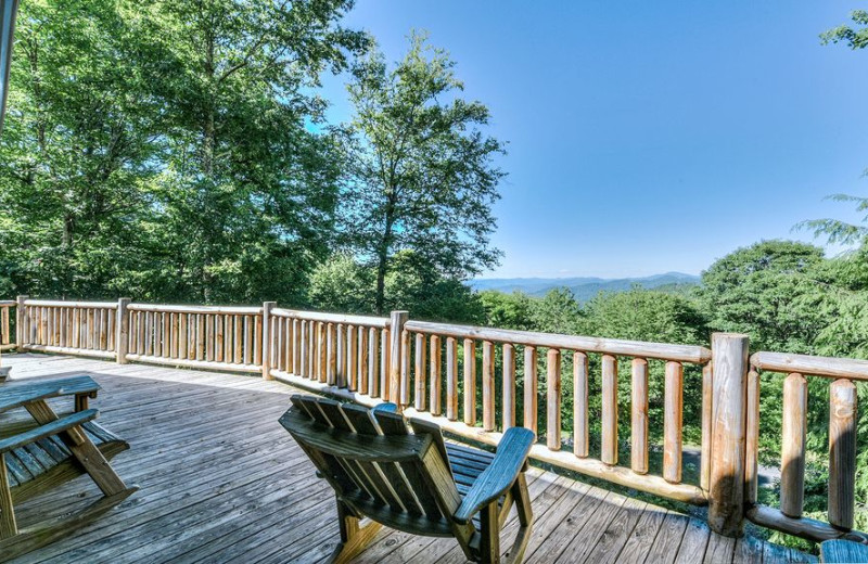 Rental deck at Smoky Mountain Retreat Realty.