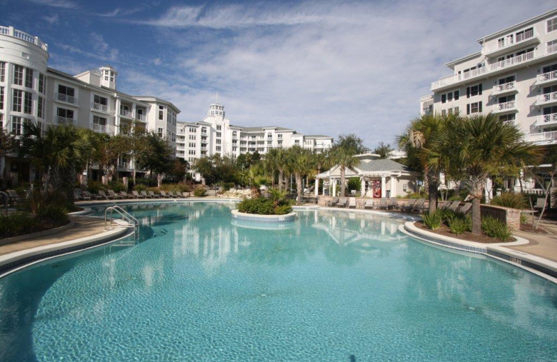 Vacation rental pool at Crye-Leike Coastal Realty Vacation Rentals.