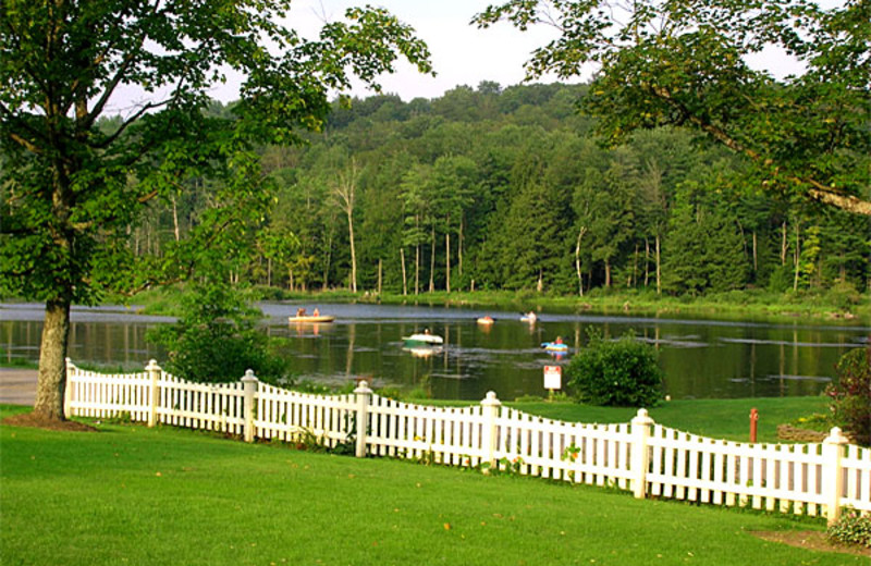 Fishing at Fieldstone Farm Resort.