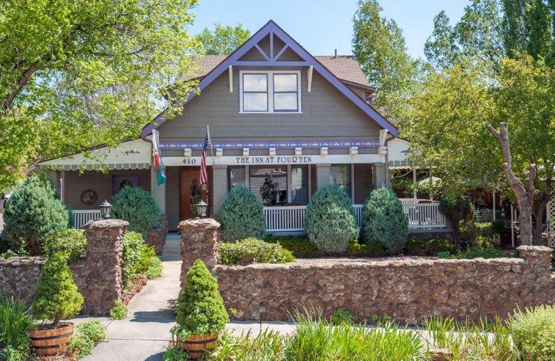 Exterior view of Inn at 410 Bed and Breakfast.