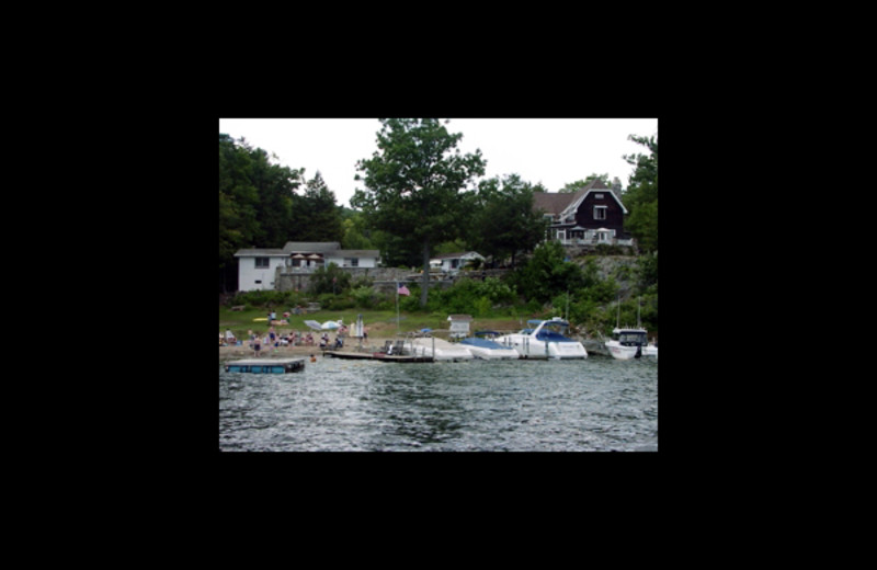 Exterior view of Cool Ledge Family Resort.