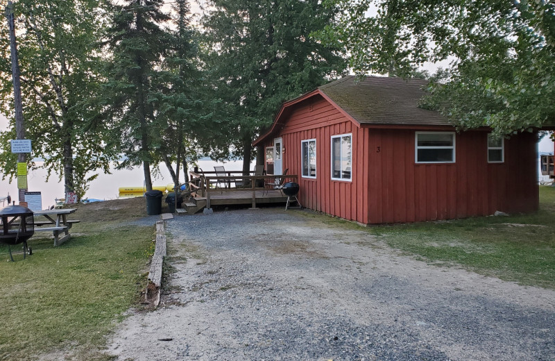 Cabin exterior at Sleepy Hollow Resort.