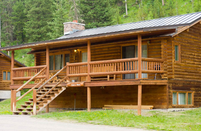 Cabin exterior at 320 Guest Ranch.