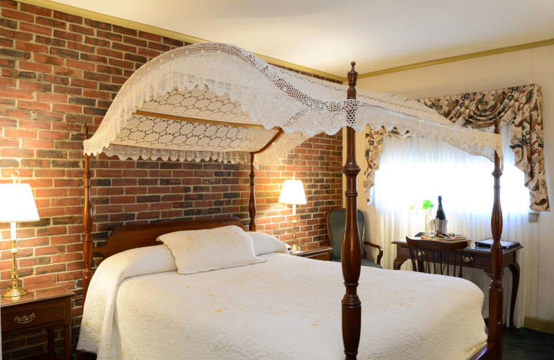 Guest room at Lamie's Inn