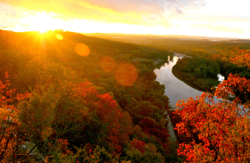 Sunset near Branson Vacation Rentals.