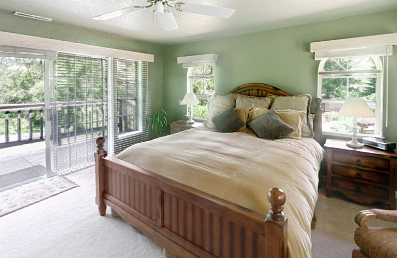 Guest room at Casa Lana Bed & Breakfast.