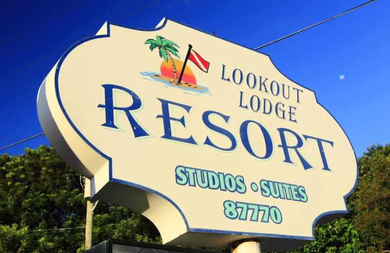 Lookout Lodge Resort sign.