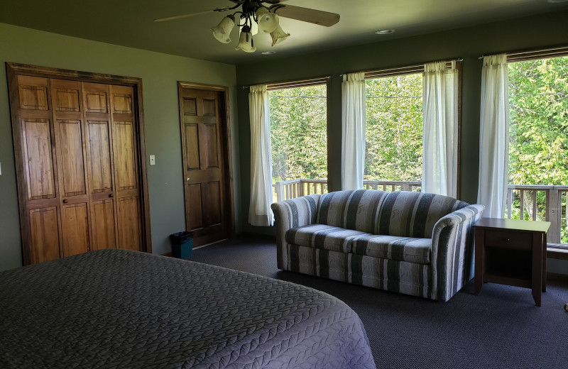 Cabin bedroom at The Birches Resort.