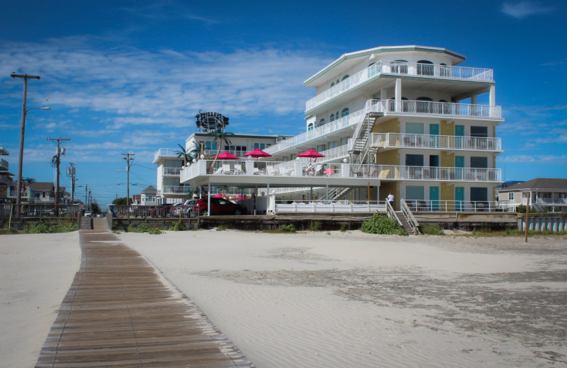 Exterior view of Paradise Oceanfront Resort.