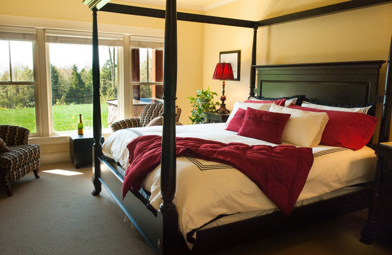 Guest bedroom at Stowe Meadows.