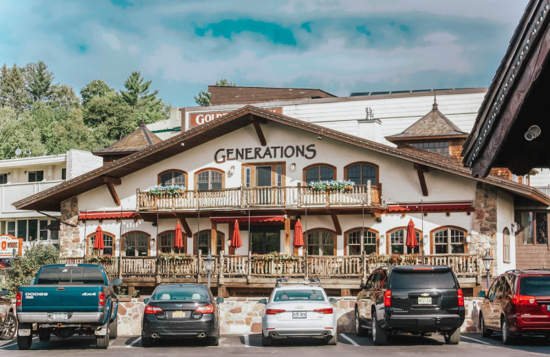 Restaurant exterior at Golden Arrow Lakeside Resort.