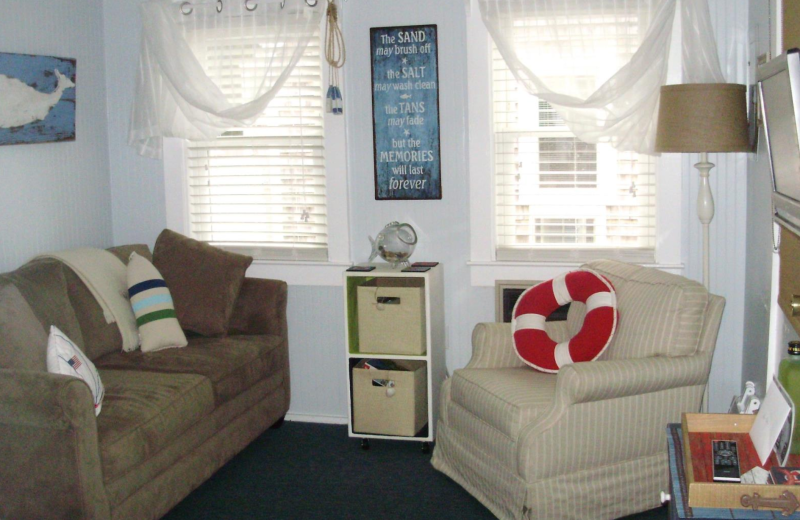 Rental living room at Saco Bay Rentals.