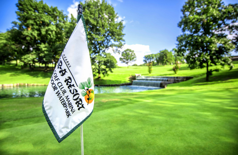 Tee off on The Oaks, with 18 challenging holes with playful approaches, 60 bunkers and water hazards.