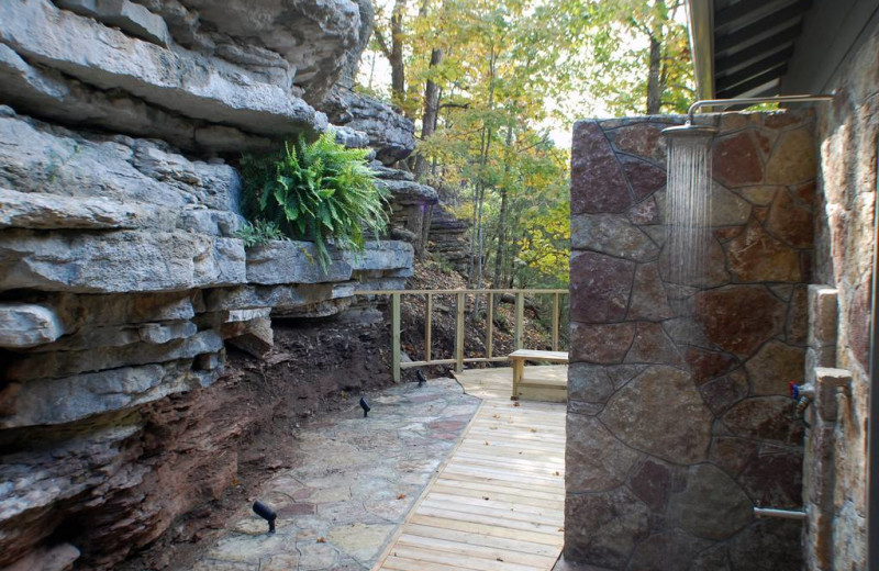 Patio at Beaver Lakefront Cabins.