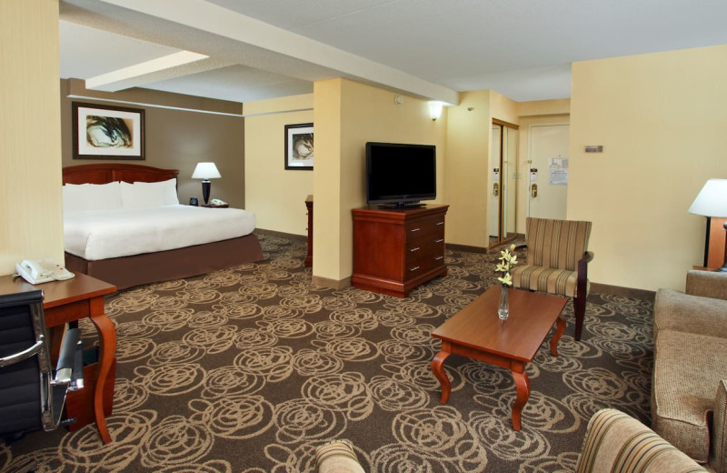 Guest room at Doubletree Hotel Mahwah.