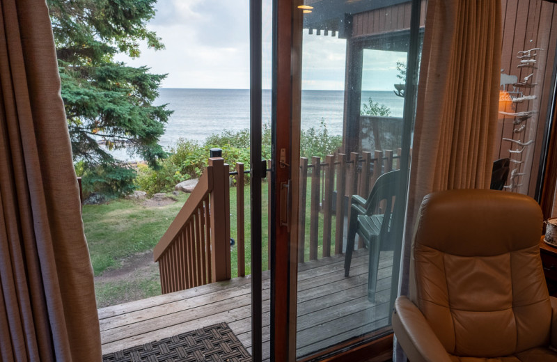 Villa lake view at Lutsen Sea Villas.