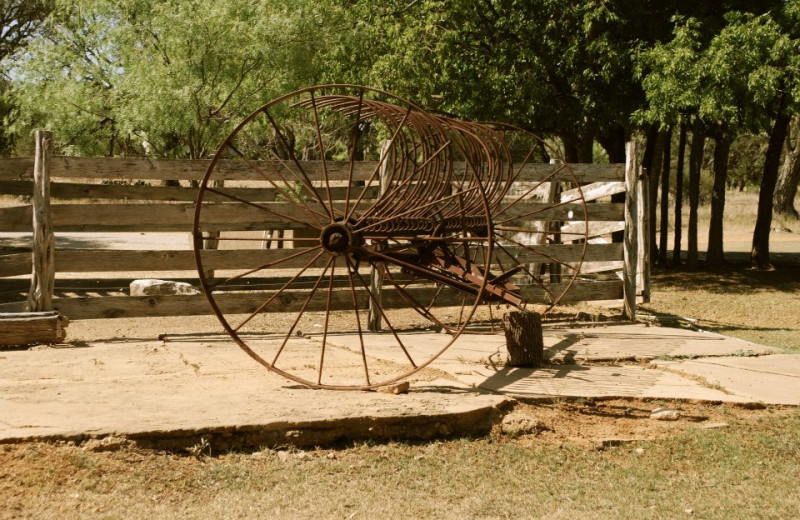 Resort grounds at Settlers Crossing.