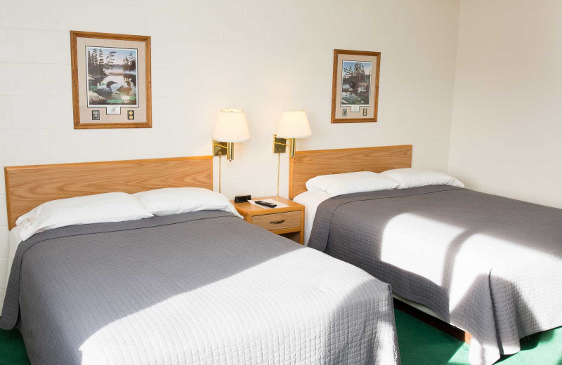 Guest room at River Bend's Resort & Walleye Inn.