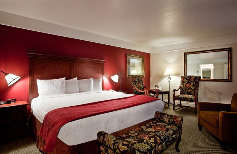 Guest room at The Yarrow Resort Hotel & Conference Center.