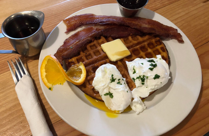 Breakfast at Green Springs Inn