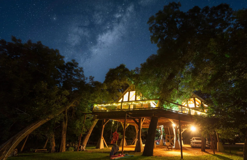 Exterior view of Geronimo Creek Retreat.