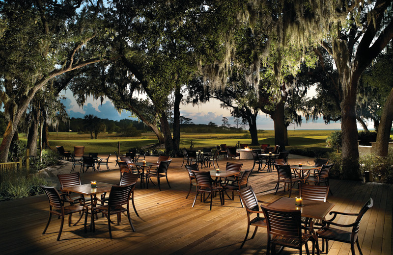 Outdoor dining at Omni Amelia Island Plantation.