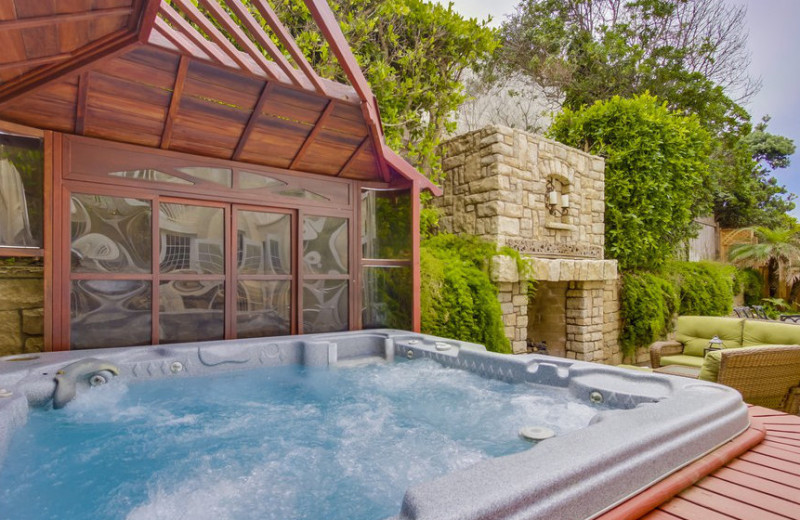 Rental hot tub at Cal Vacation Homes.