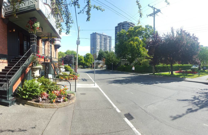 Exterior view of James Bay Inn Hotel, Suites & Cottage.