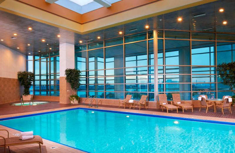 Indoor pool at Courtyard by Marriott Detroit Downtown.