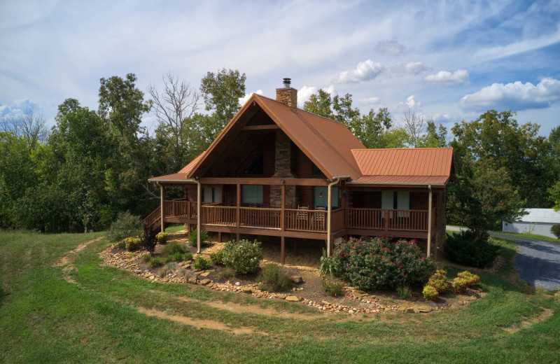 Exterior view of American Patriot Getways - Cedar Creeks.