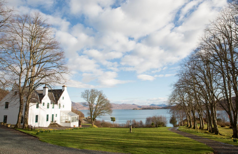 Exterior view of Kinloch Lodge.