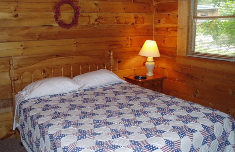 Cabin bedroom at Country Road Cabins.