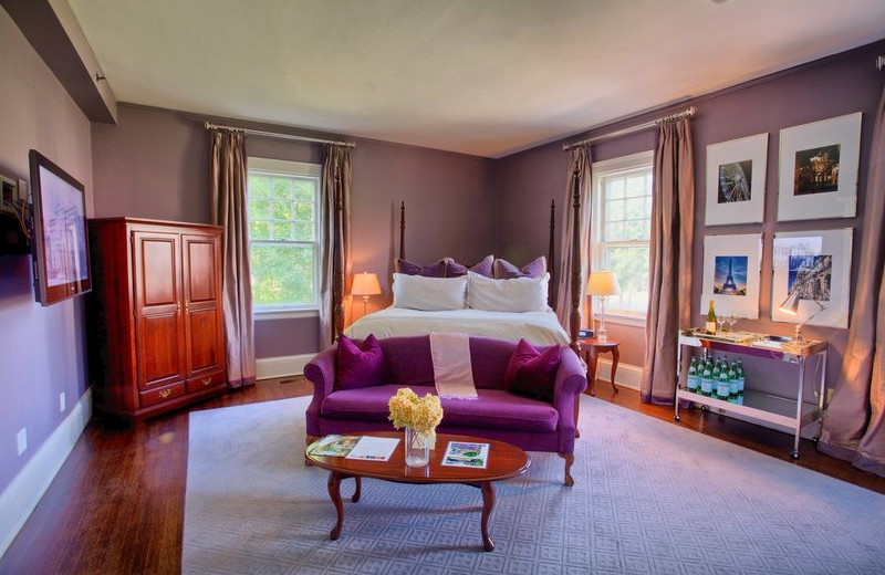 Suite Interior at Kemble Inn