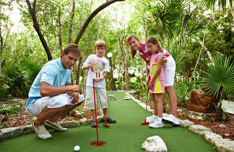 Mini Golf at Barceló Maya Palace